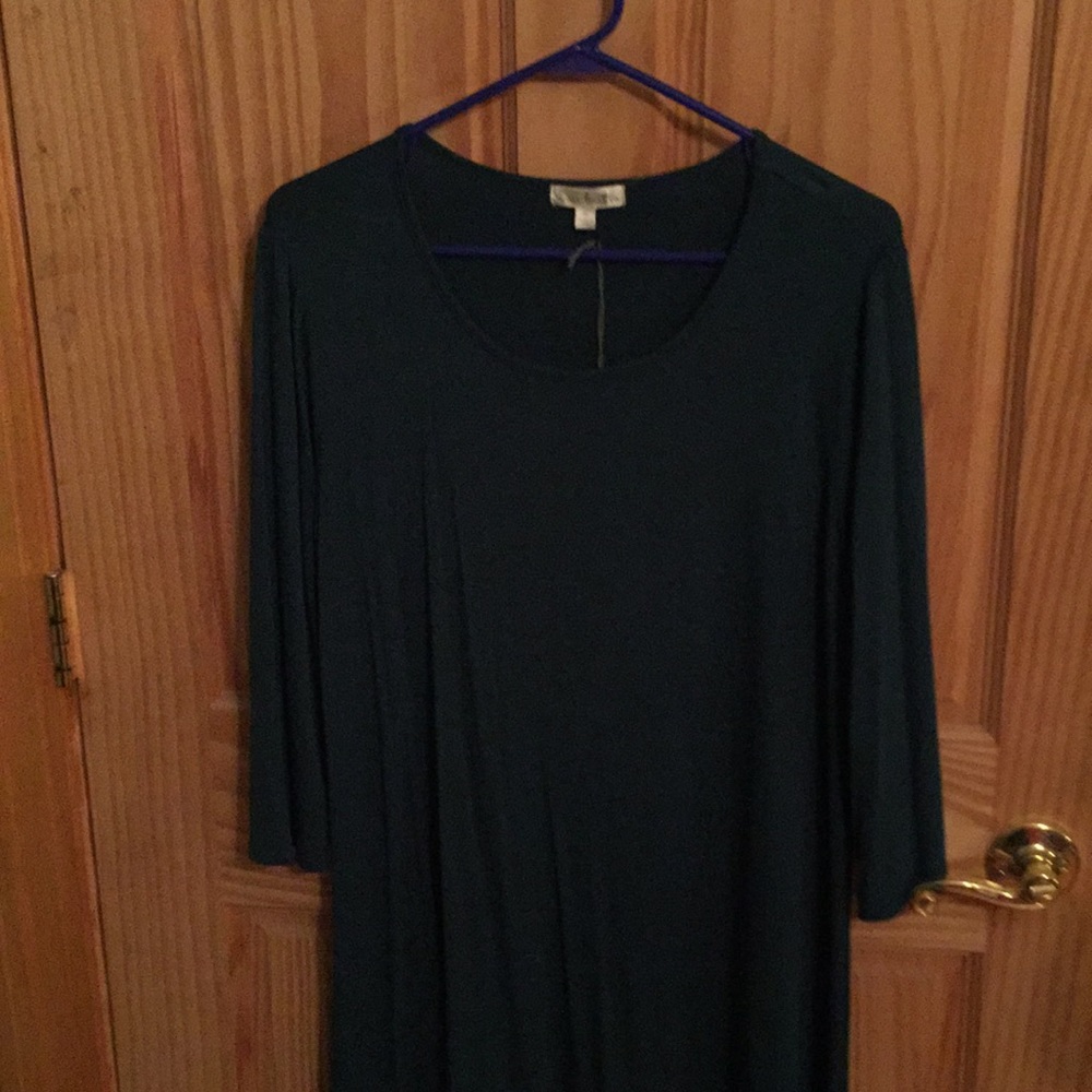 Green T-shirt quarter sleeve dress